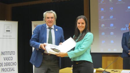 FALLADA LA XII. EDICIÓN DEL PREMIO CORTE VASCA DE ARBITRAJE DE FOMENTO DEL ARBITRAJE INSTITUIDO POR LA CORTE VASCA DE ARBITRAJE FALLADA LA XII. EDICIÓN DEL PREMIO CORTE VASCA DE ARBITRAJE DE FOMENTO DEL ARBITRAJE INSTITUIDO POR LA CORTE VASCA DE ARBITRAJE